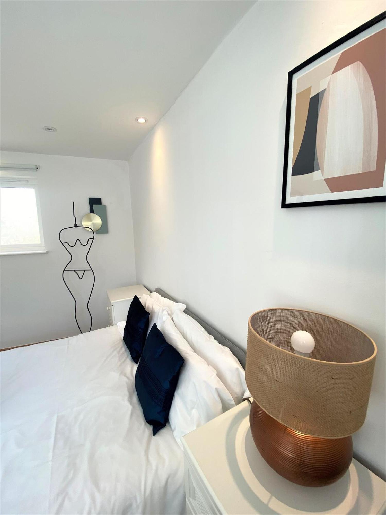 Prime Location! Detached Clifton Home With Parking Bristol Exterior foto